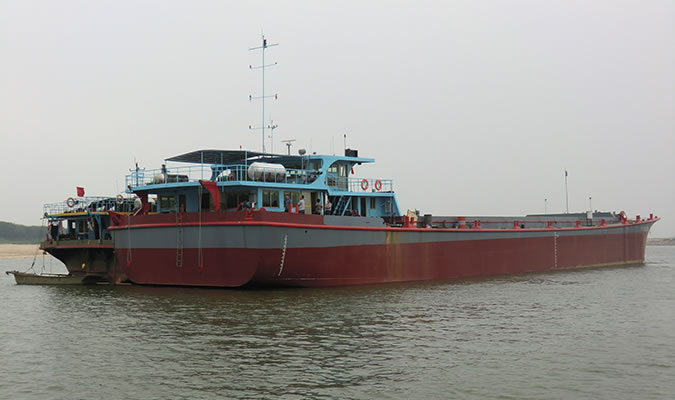 Nuestro motor diésel marino para buques de navegación interior