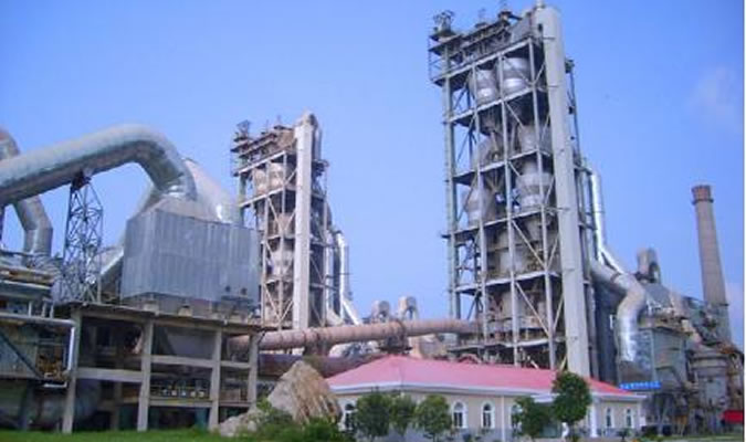 Grupo electrógeno en la planta de cemento MATUPO en Mozambique
